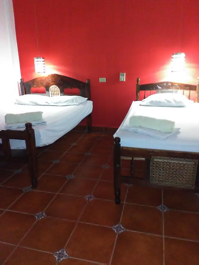 Hostal Casa Ivana Leon Exterior photo
